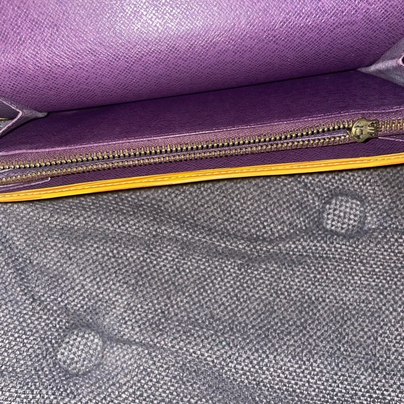 ✨Sarah Wallet Epi Yellow - Picture 5 of 7